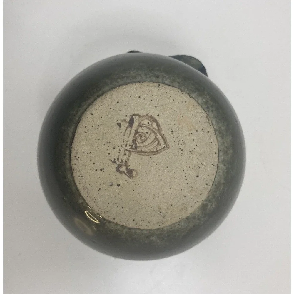Handcrafted Studio Pottery Egg Separator Funny‎ Face Spongewear Kitchen Gadget